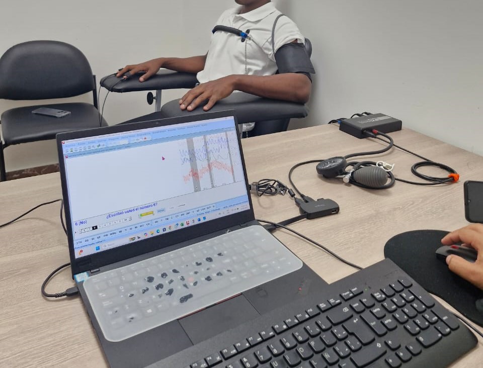 Evaluación poligráfica certificada